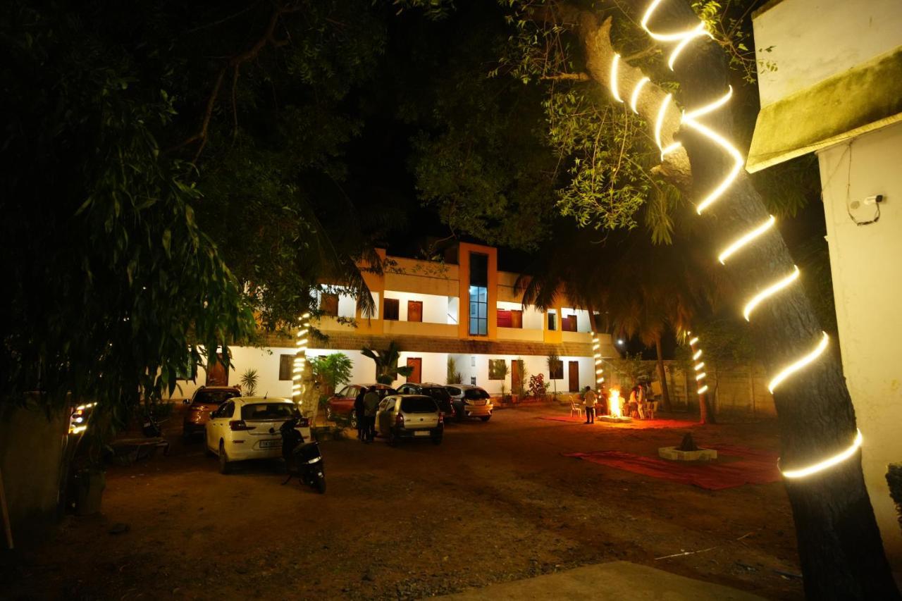 Dwaraka Residency Hotel Mamallapuram Eksteriør billede