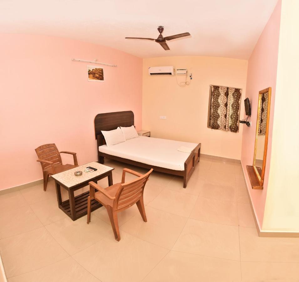 Dwaraka Residency Hotel Mamallapuram Eksteriør billede